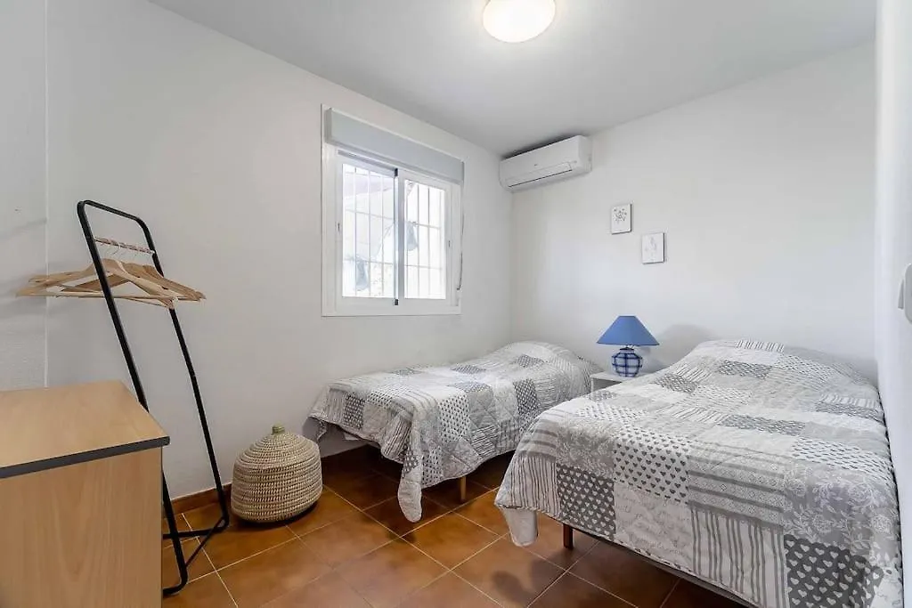 Apartment 27-Cozy Apartment, Spacious Terrace In Fuengirola